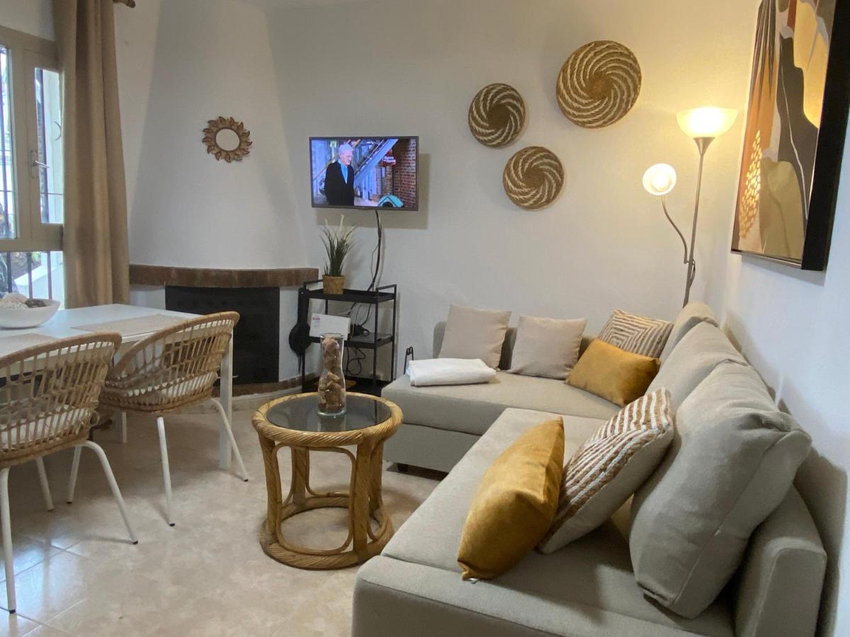 Super Holiday Las Buganvillas Garden And Sea Views ลากาลาเดมิฮาส ภายนอก รูปภาพ