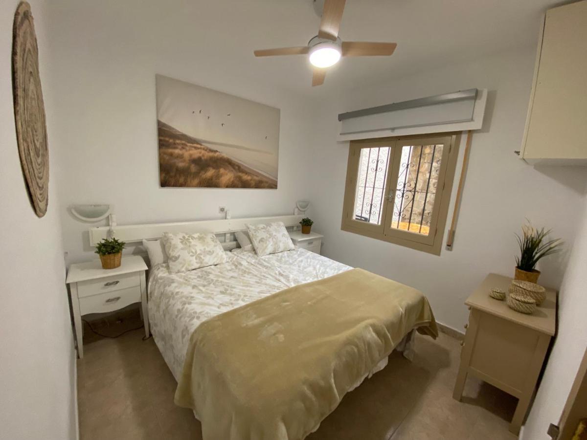 Super Holiday Las Buganvillas Garden And Sea Views ลากาลาเดมิฮาส ภายนอก รูปภาพ